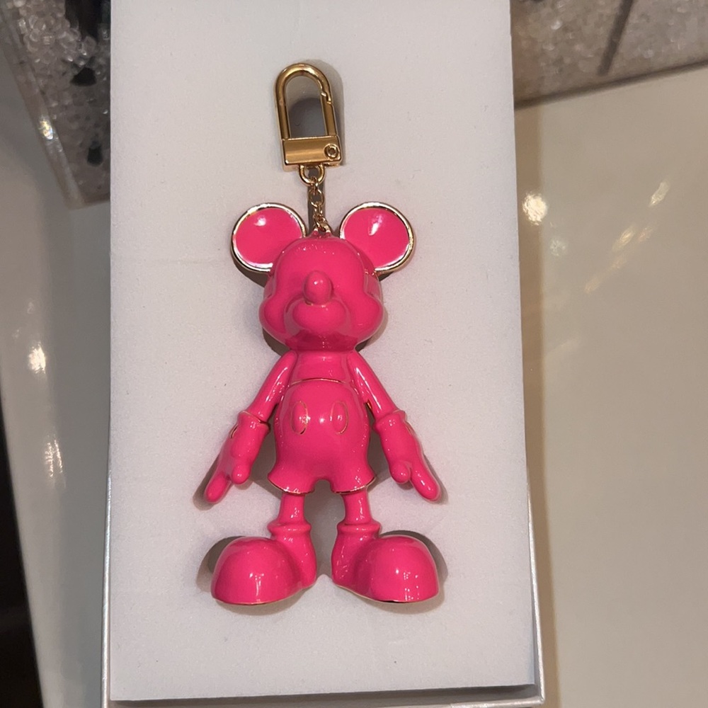BAUBLE Bar X DISNEY